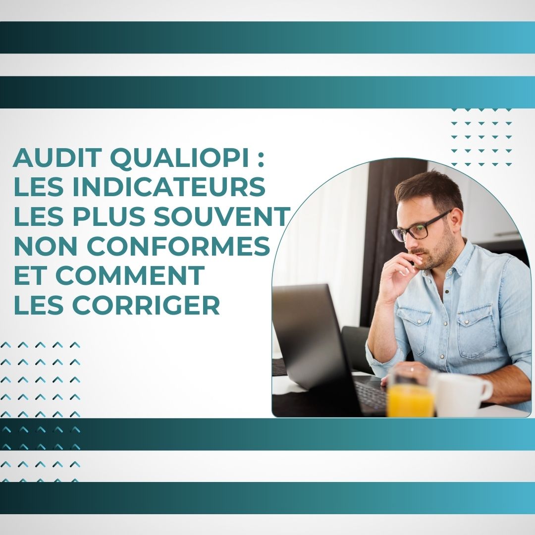 auditeur examinant les documents qualité d’un organisme de formation lors d’un audit Qualiopi