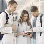 Comment intégrer une faculté de médecine en Europe sans le PASS ?